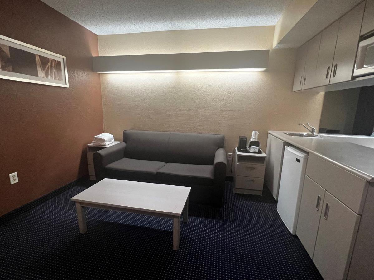 Nassau Bay Microtel Inn & Suites By Wyndham Houston/Webster/Nasa/Clearlake מראה חיצוני תמונה